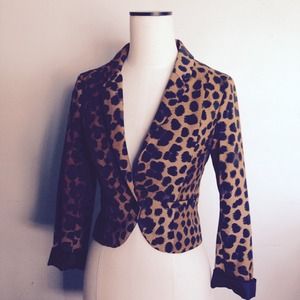 Leopard print blazer with real pockets 🐾