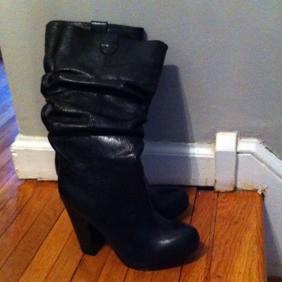 Donald J Pliner slouch boots