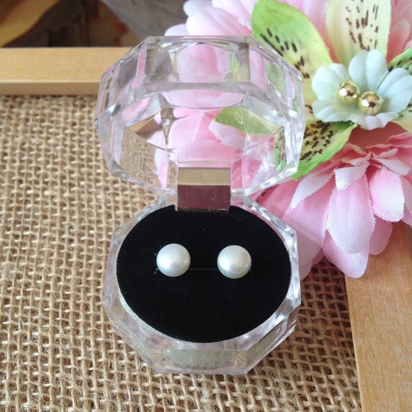 Jewelry - 👠 Cultured Real White Pearl 7-8mm .925 S/S