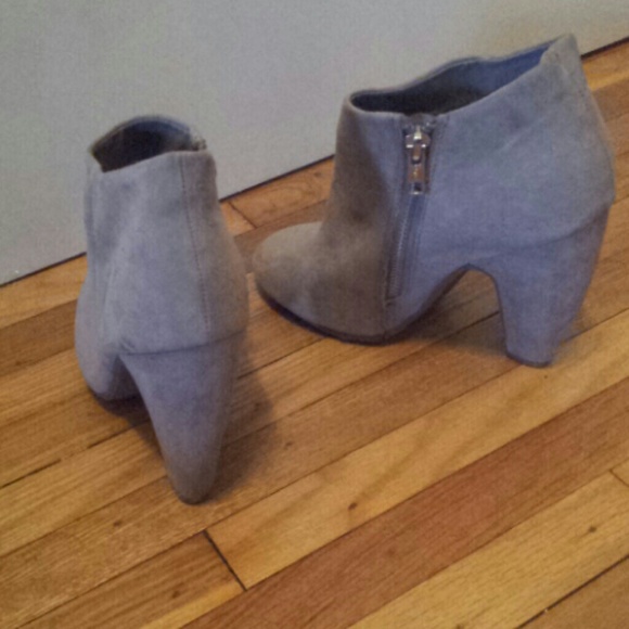 Ankle booties - Picture 3 of 4