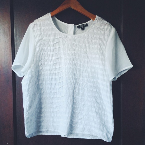 🚫SOLD IN BUNDLE Topshop | White pintucked blouse - Picture 2 of 4