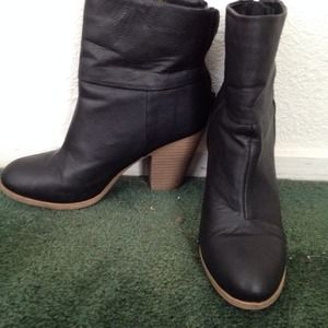 Ankle boots