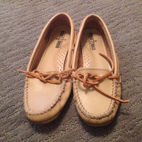 Minnetonka shoes