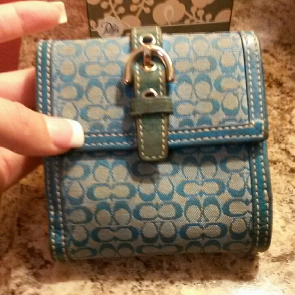 COACH WALLET! OFFERS WELCOME!