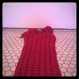 Red knitted scarf