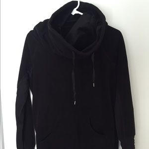 Lululemon fur lined pull over