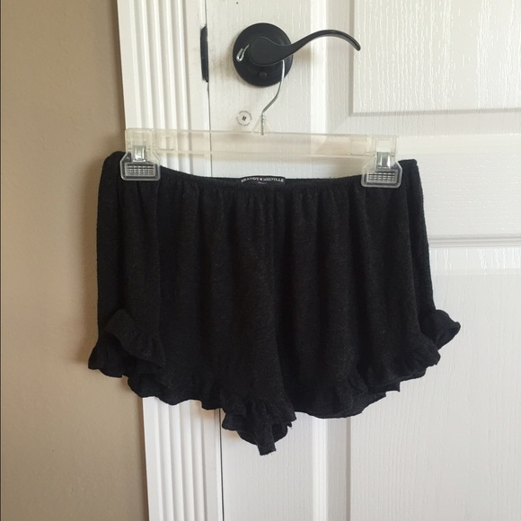 Brandy Melville grey Vodis