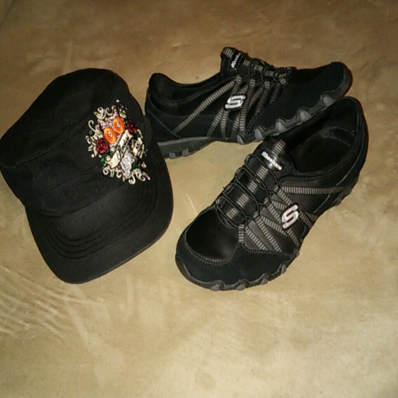 Skechers