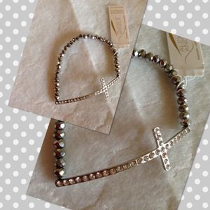 CROSS STRETCH BRACELET