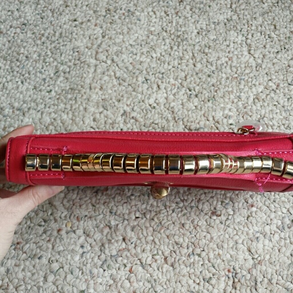 Justfab Tryst Clutch - Picture 4 of 4