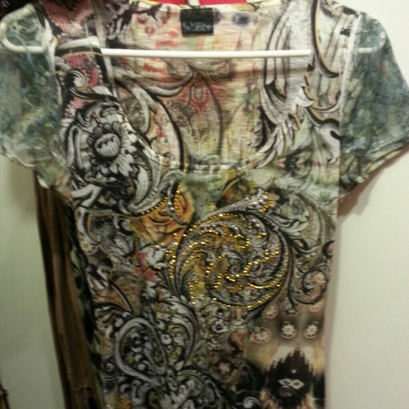 BKE Graphic and Lace Shirt