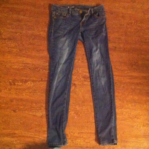 Celebrity Pink 1 short Skinny Jeans