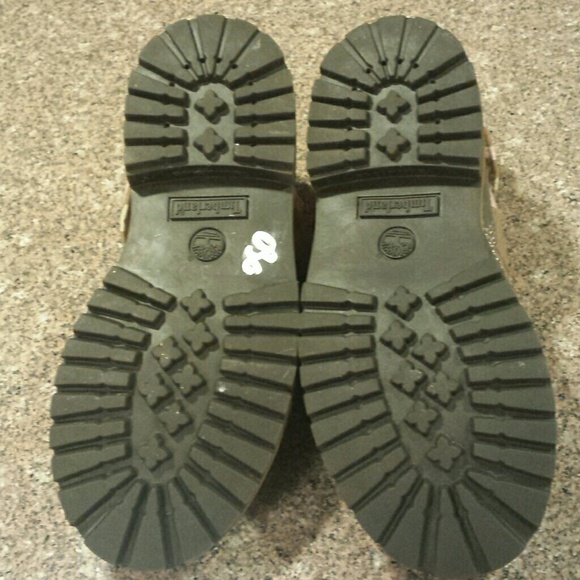 Boots - Picture 2 of 4