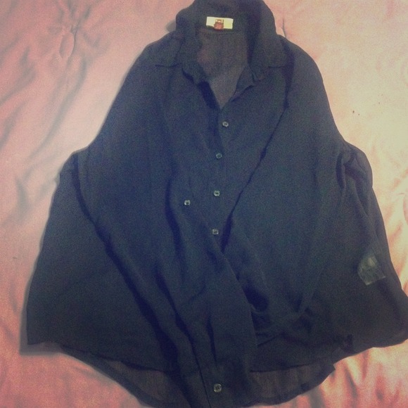 Long-sleeve Collared Shirt