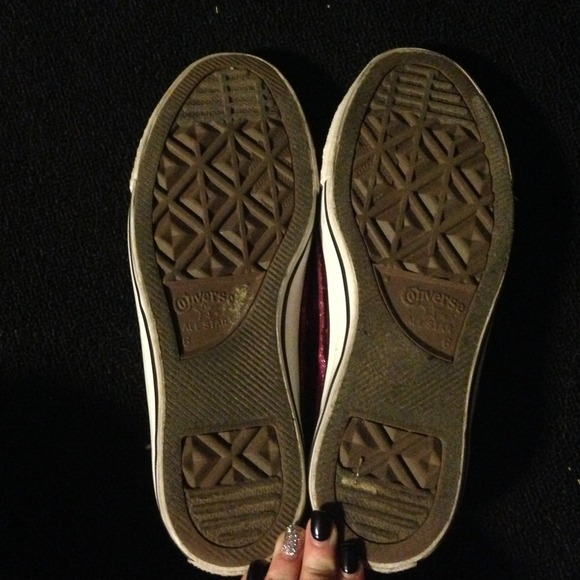 Pink sparkly converse-womens: size 8; mens: size 6 - Picture 4 of 4