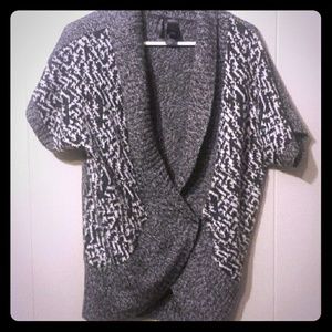 Bisou Bisou Sweater top