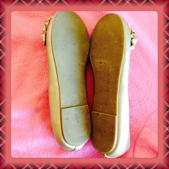 Beaded Front Flats - Picture 3 of 3