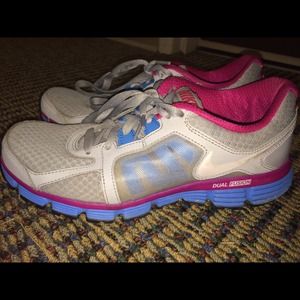 Nike Dual Fusion, Fushia and Blue