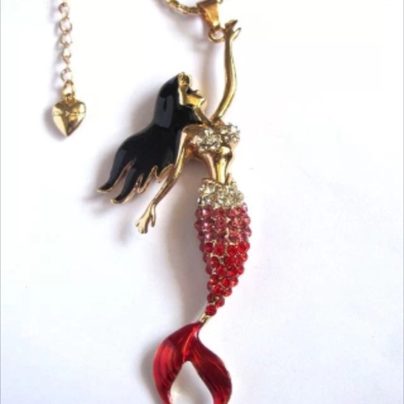 Betsey Johnson Jewelry - 🚫sold in bundle🚫 betsey Johnson mermaid necklace