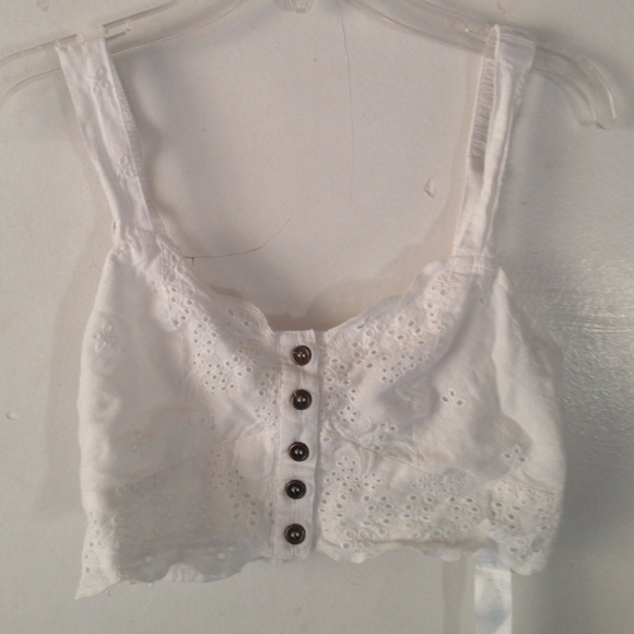 SOLD White brallete/crop top