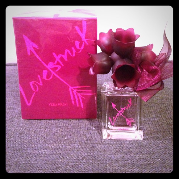 Vera Wang Lovestruck Perfume