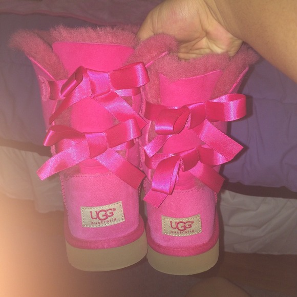 Hot pink bow uggs