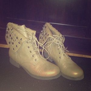 Brown Studded Pink & Pepper boots - Size 10