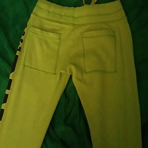 Victoria's Secret Sweatpants - Picture 2 of 4