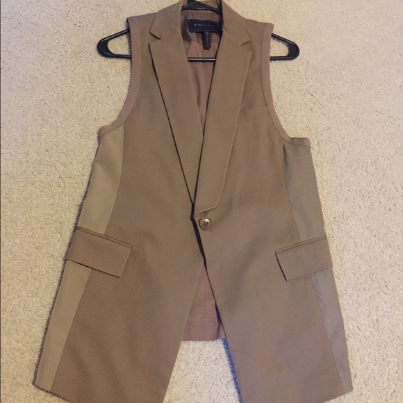 A BCBG brown blazer