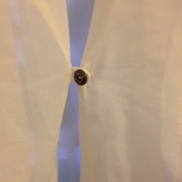 Sheer white bell sleeve top - Picture 3 of 4