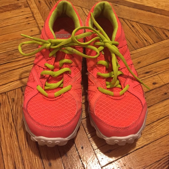 Bright C9 by Champion tennis shoes