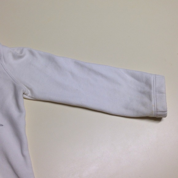 Hollister Hoodie. - Picture 3 of 3