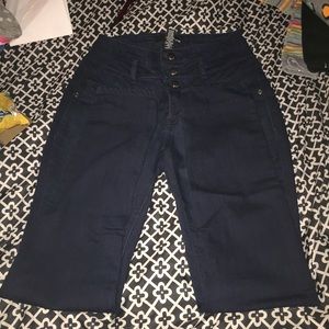 High waist jeans
