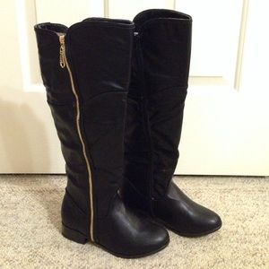 NWOT N.Y. VIP black boots