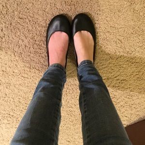 NEW Nine West Black Ballerinas