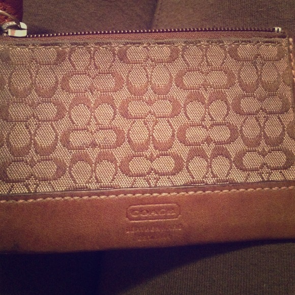 Coach change wallet