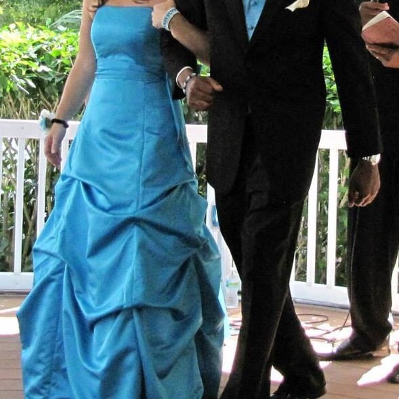 David's bridal strapless gown