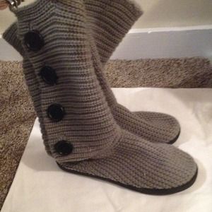 Grey slouchy knit boots