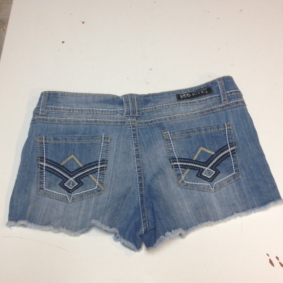 Red Rivet Denim Shorts - Picture 3 of 4
