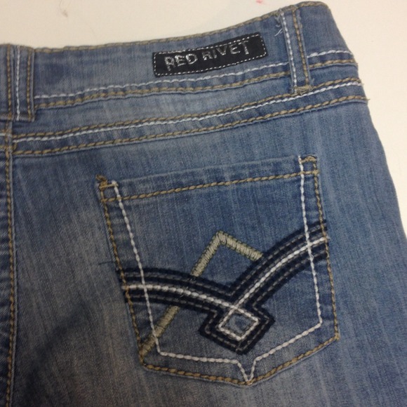 Red Rivet Denim Shorts - Picture 4 of 4