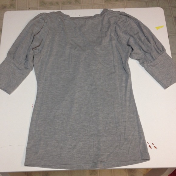 Gray Top - Picture 2 of 3