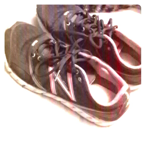 Size 8b New Balance Women's shoes