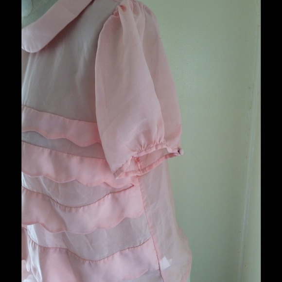 🚫SOLD on Instagram 🚫pink chiffon top - Picture 2 of 2