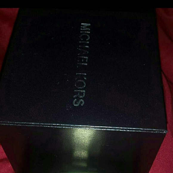 Michael kors watch - Picture 2 of 4