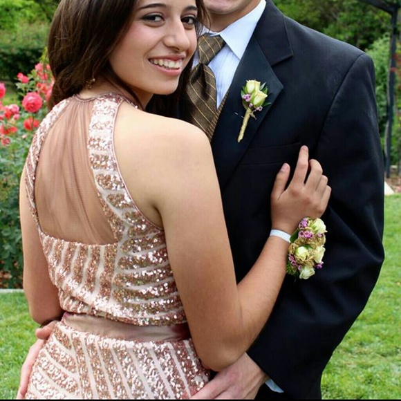 Cache prom dress - Picture 4 of 4