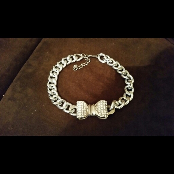 Bow chain