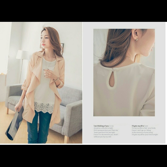 Texture white lace tunic blouse - Picture 2 of 4