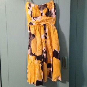 Pretty yellow, grey, and white dress!