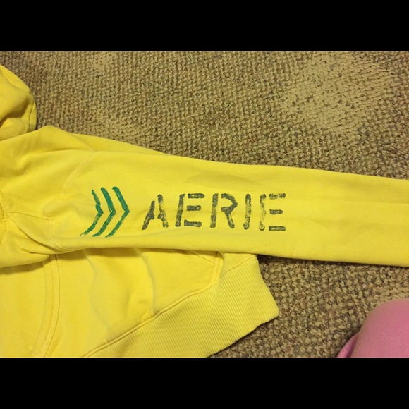 Aerie sweatshirt. - Picture 2 of 2