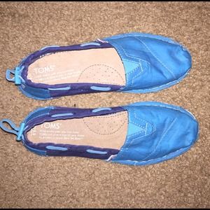 Toms (blue sailor style)